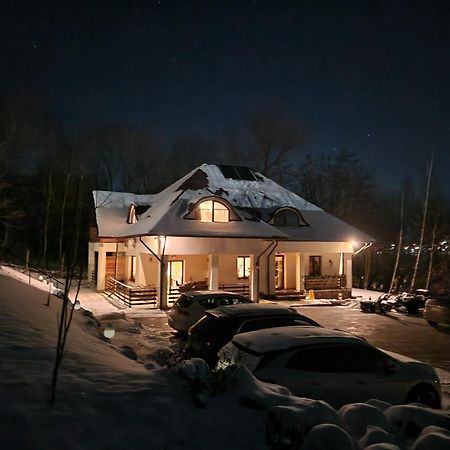 Provence Suceava Hotel Exterior photo